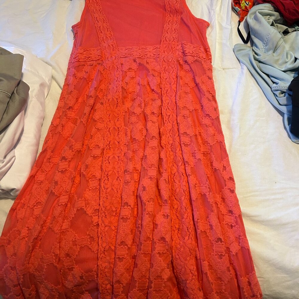 Sundance Romantic Gesture Coral Lace Midi Dress - Picture 3 of 4
